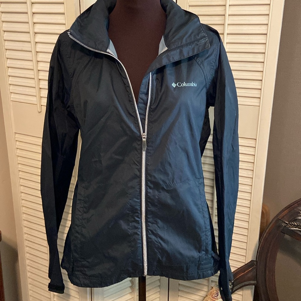 Columbia windbreaker